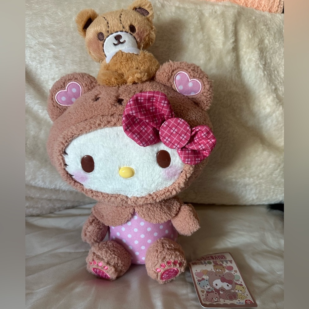 Sanrio Hello Kitty FuRyu Plush – New with Tags
